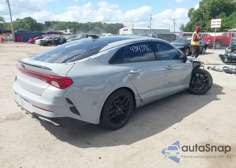 2021 Kia K5 Gt-Line z USA, uszkodzony, nr VIN 5XXG64J20MG077959